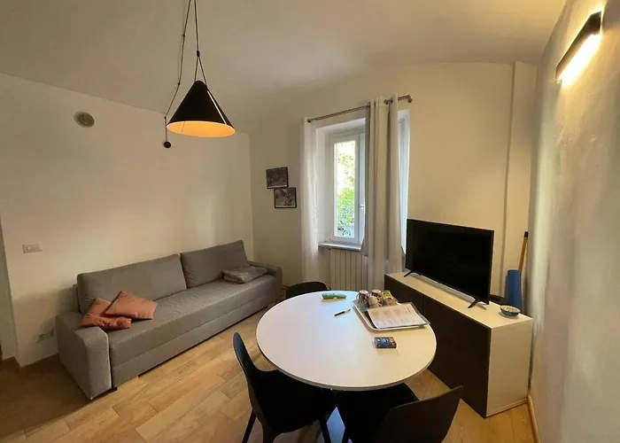 Welcome Via Napione 3*